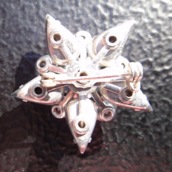 VTG Blue Star Brooch - Picture 2 of 9